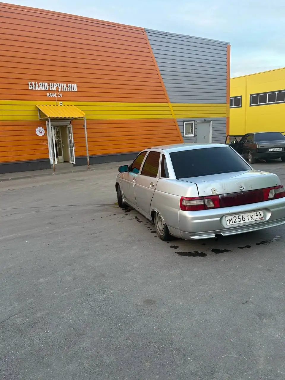 ВАЗ 2107 (Чирик) 2003 года, требует кузовного ремонта - Легковые автомобили (Авто) в Вологда