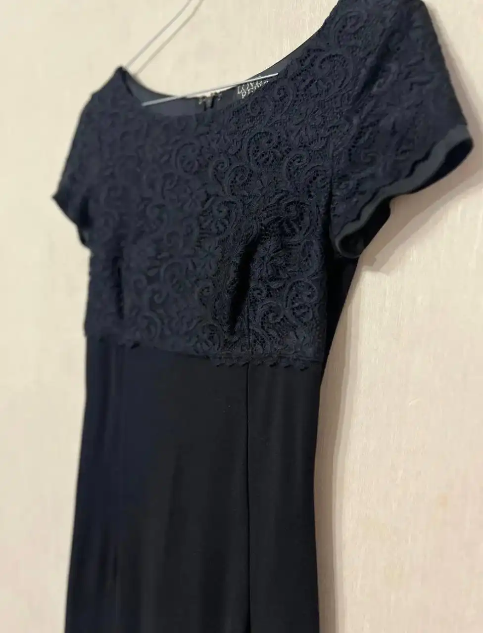 Черное платье Love Republic