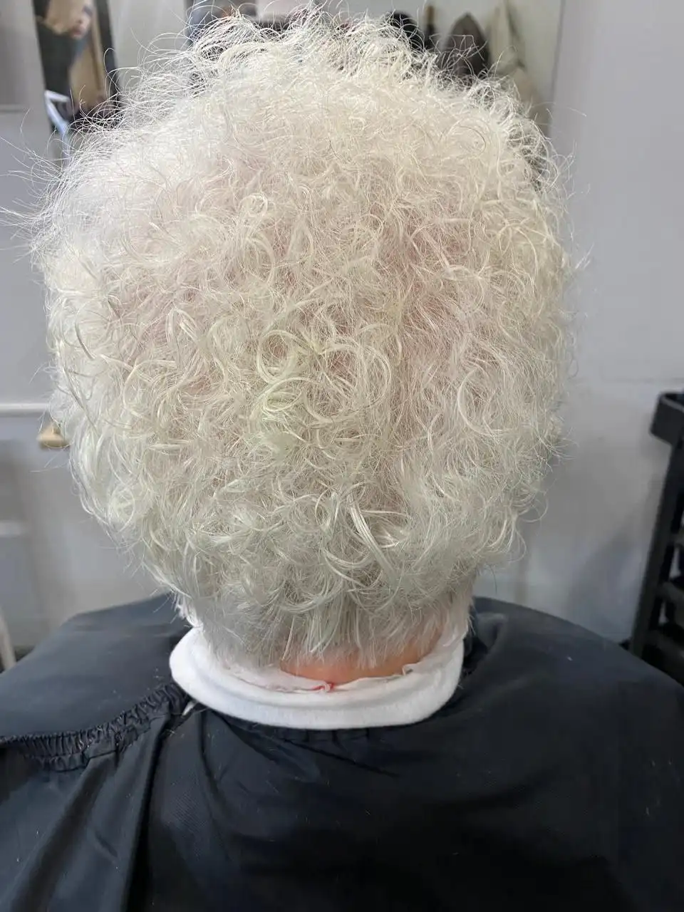 Парикмахерские и косметологические услуги в Красноярске