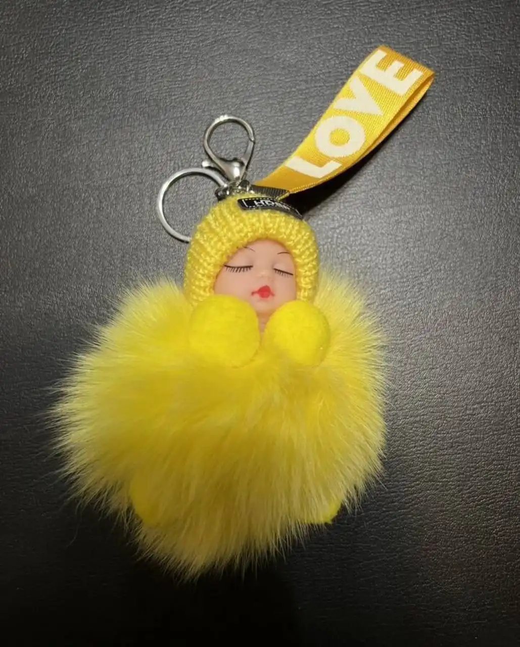 Новые меховые брелки