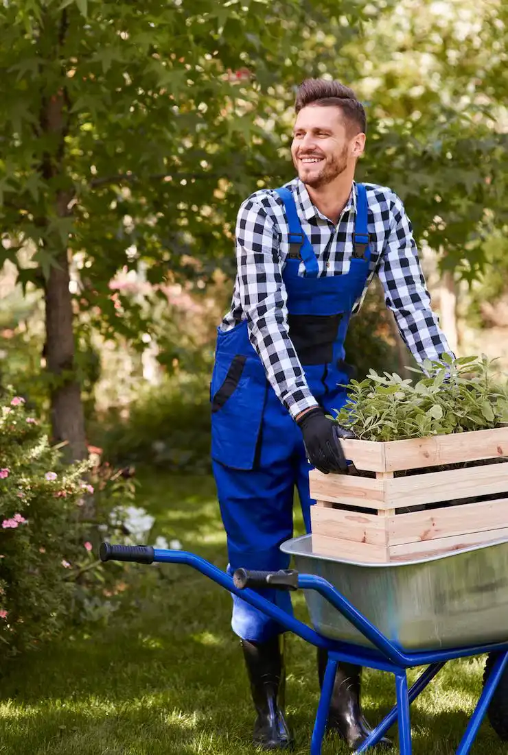 Помощник завхоза с проживанием на частном объекте