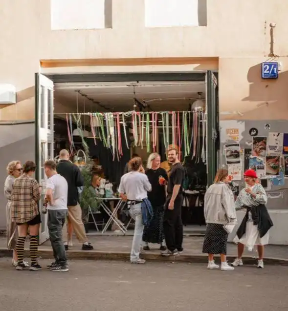 Вакансия сотрудника в кафе (бариста-официант) - Вакансии в сфере общественного питания (Работа) в Москва