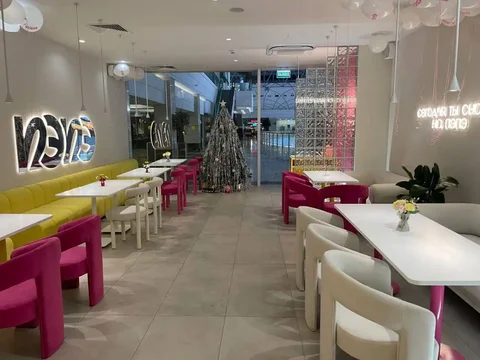 Вакансия официанта в кафе ПЭПЭ в Москве - Строительство/ремонт в Москва