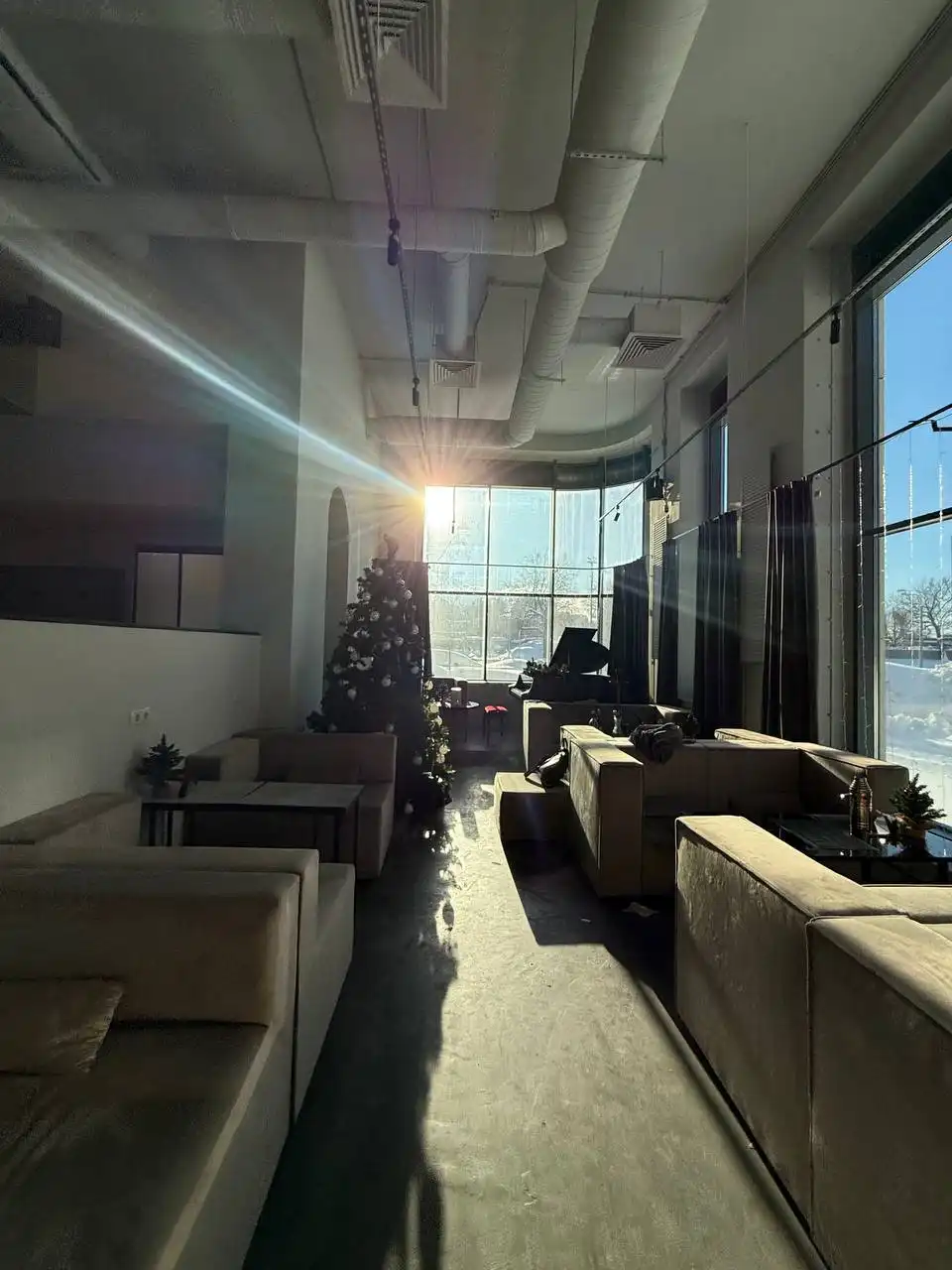 Вакансия официанта-бармена в кальян-баре KOURY Lounge - Рестораны/Кафе (Работа) в Москва