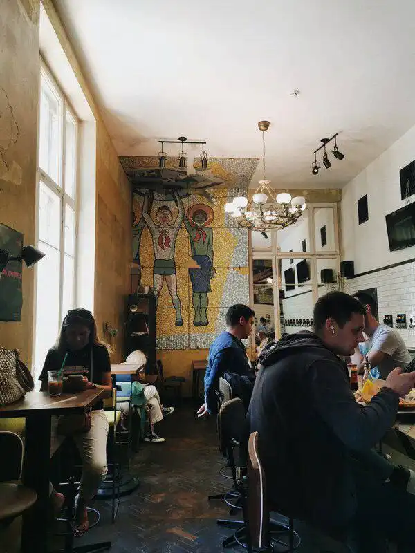 Вакансия бармена-кассира в кафе-баре «Прогресс» - Бармен-кассир (Работа) в Москва