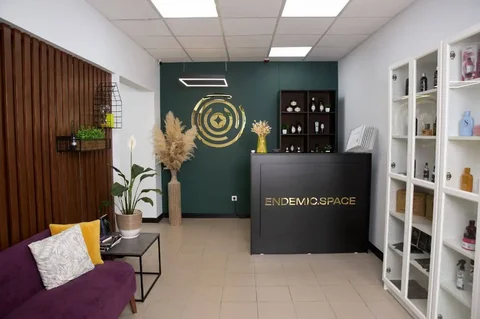 Вакансии в сфере красоты и wellness - Работа в Москва