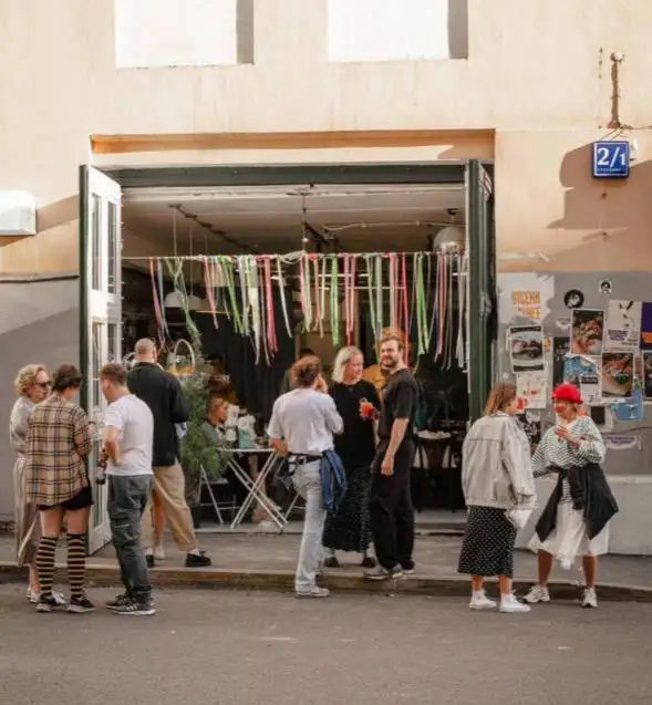 Уборщица-посудомойщица в кафе Бистро Мастерская - Вакансия (Работа) в Москва