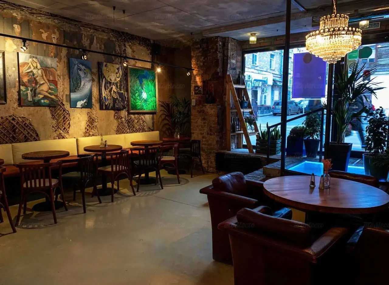 Вакансия официанта в баре Пороселло - Вакансии в сфере общепита (Работа) в Москва