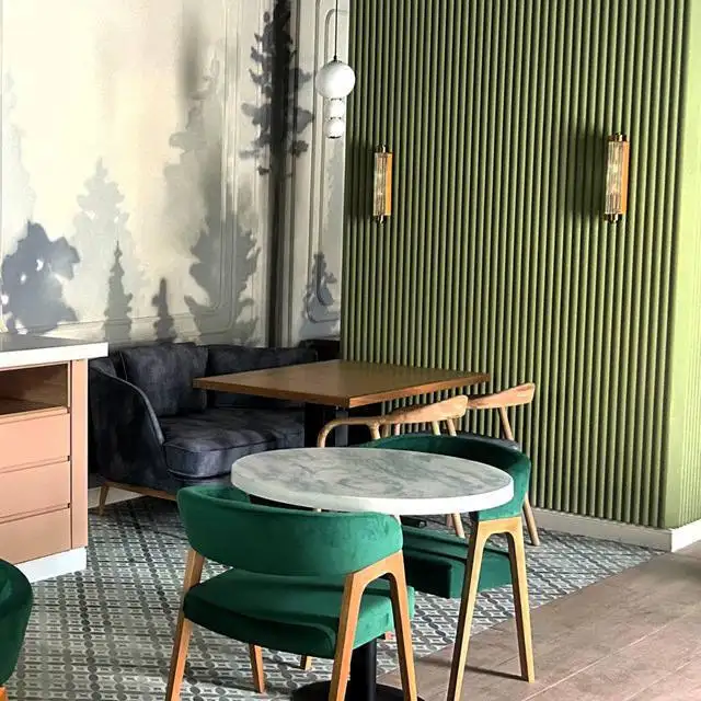 Вакансия официанта в кафе - Вакансии (Работа) в Москва