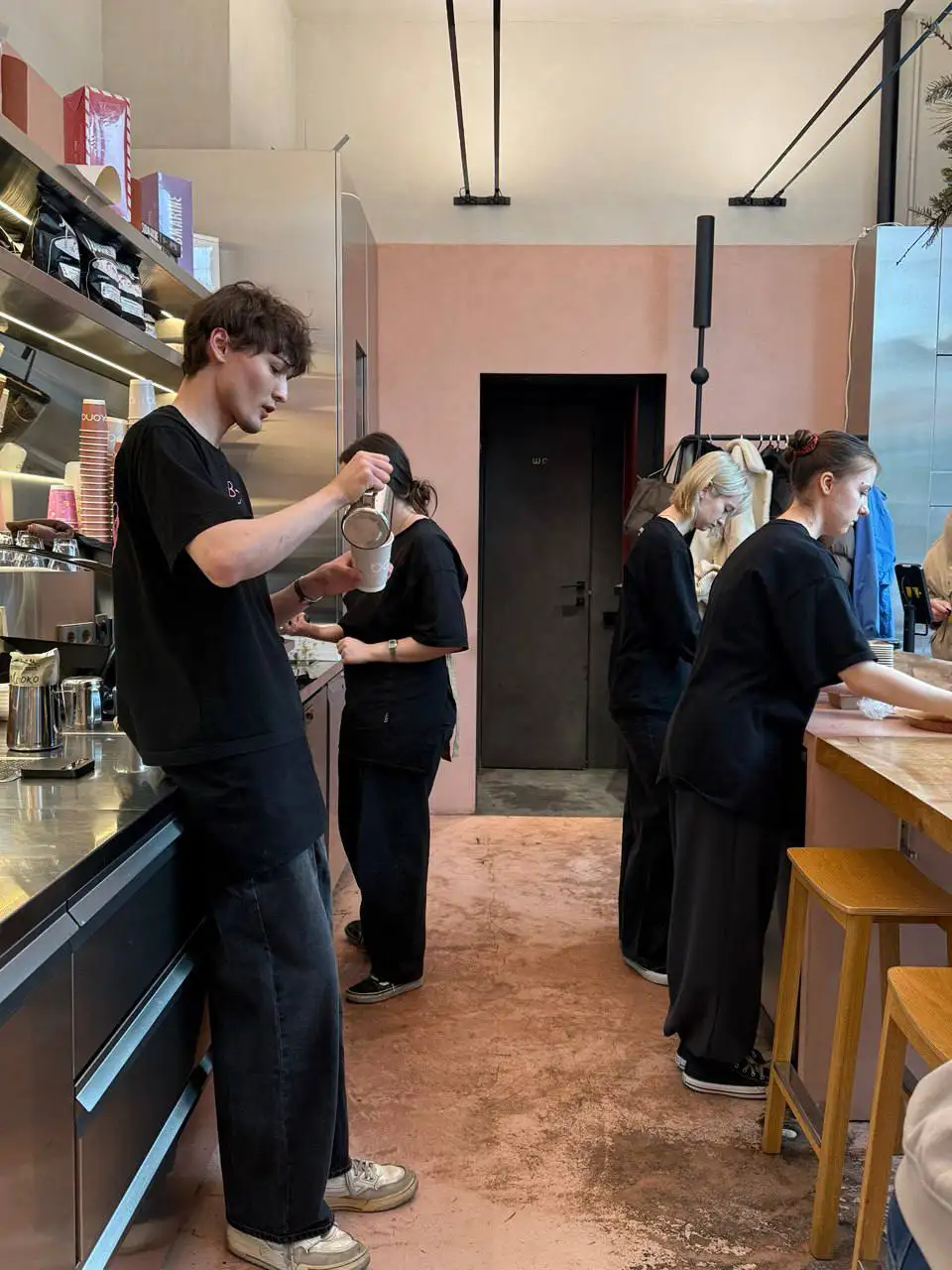 Вакансия бариста в кофейне BCN.Coffee - Работа в Москва