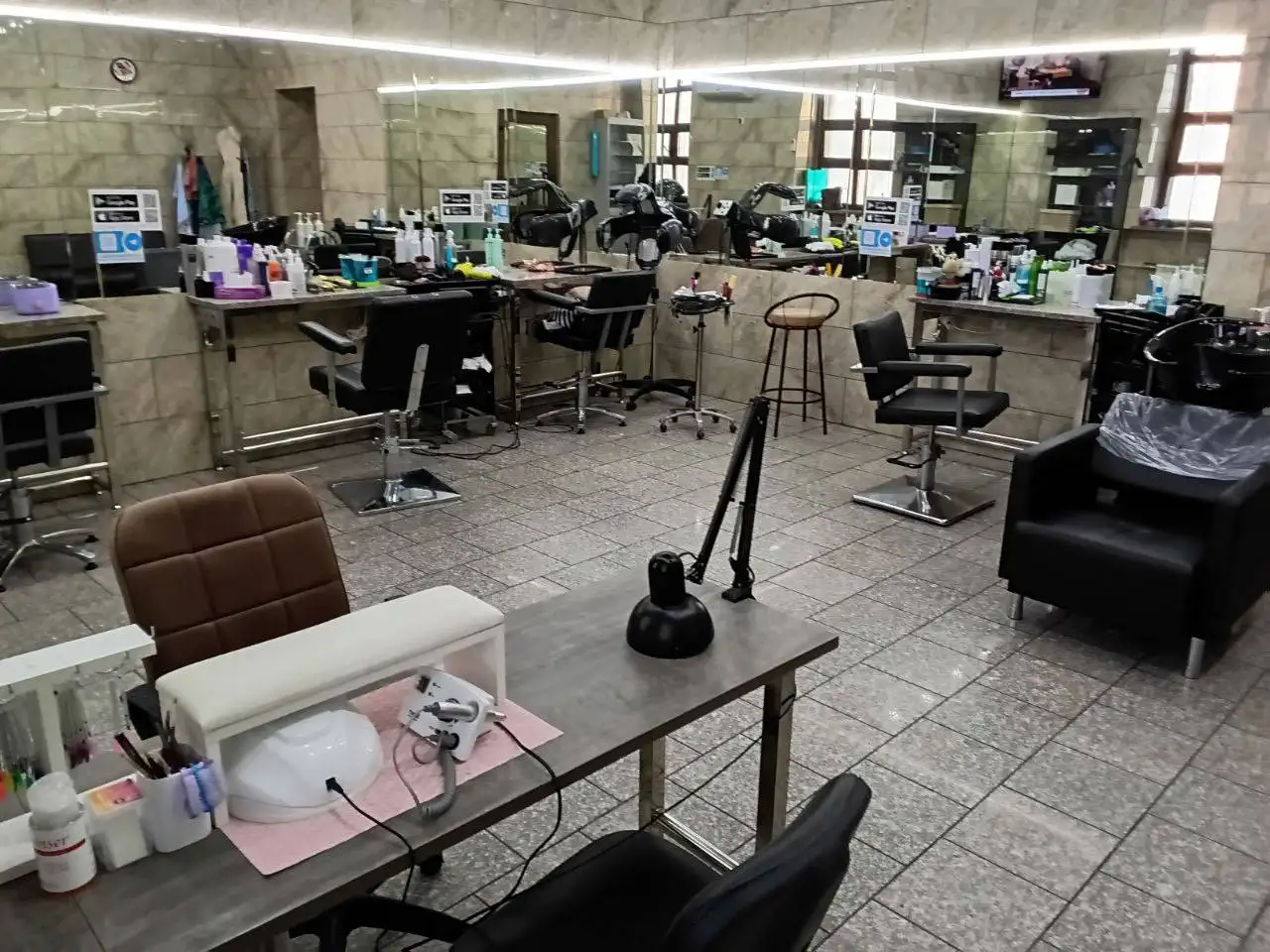 Вакансии в салоне красоты: мастер ногтевого сервиса и парикмахер - Вакансии (Работа) в Люберцы