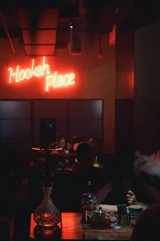 Вакансия хостес в hookah place Karma - Медицина в Реутов