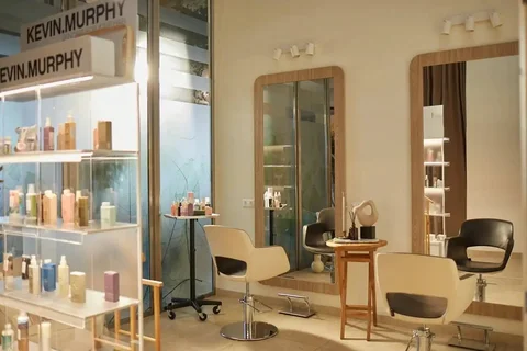 Горничная-уборщица для салона красоты - IT-продажи в Москва