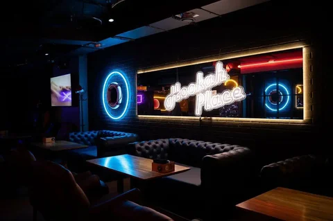 Вакансия бармена-официанта в lounge bar Hookahplace Parusa - IT-продажи в Москва