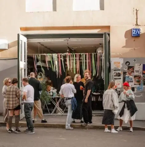 Вакансия бариста в кафе «Бистро Мастерская» - Продавец в Москва