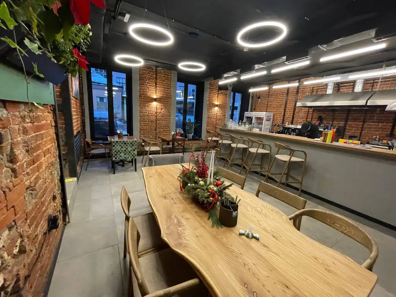 Вакансия повара универсала в баре 'Приём' - Вакансии (Работа) в Москва