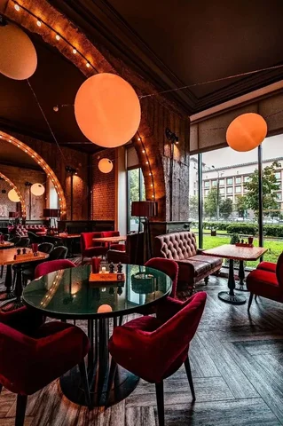 Вакансия официанта в ресторане MiraGrill - Уборка и клининг в Москва