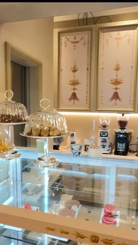 Вакансия бариста-официанта в премиальном кафе - Вакансии в ресторане/кафе в Москва