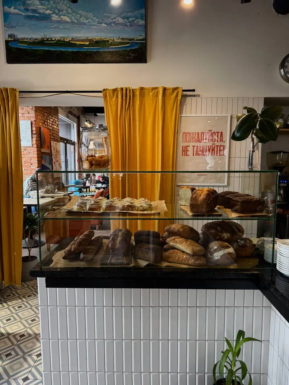 Вакансия повара-универсала в бистро «Фантазёры» - Вакансии (Работа) в Москва