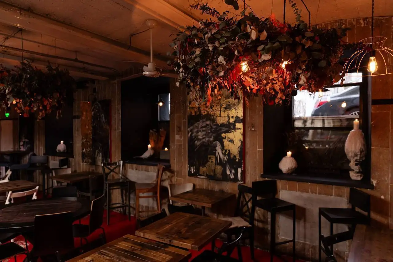 Вакансия официанта в ресторане Галки - Вакансии в сфере общественного питания (Работа) в Москва