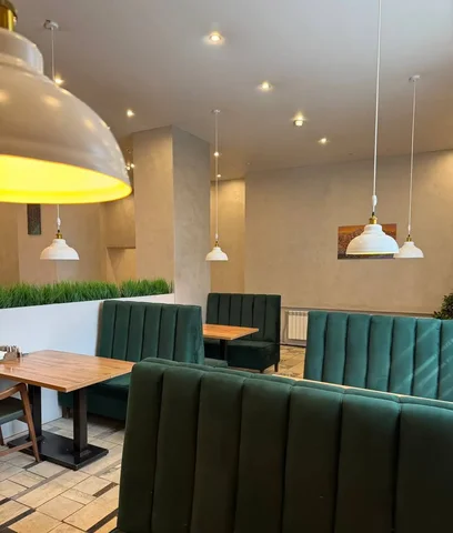 Вакансия официанта в ресторане кавказской кухни - Официант в Москва