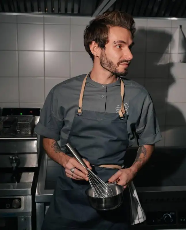 Вакансия повара в караоке-баре «Nomer» - Повар (Работа) в Москва