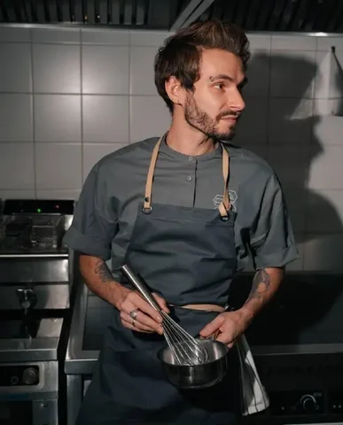 Вакансия повара в караоке-баре «Nomer» - Менеджер по продажам в Москва