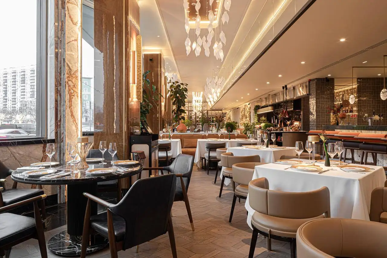 Вакансия повара горячего и холодного цеха в Москве - Вакансия (Работа) в Москва