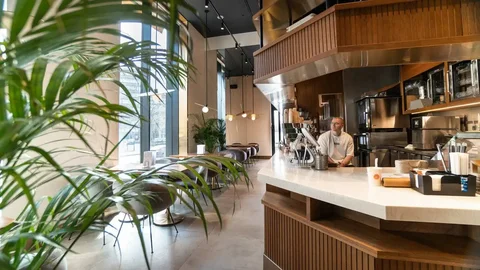 Вакансия повара в кофейню HIROO - Массажист в Москва