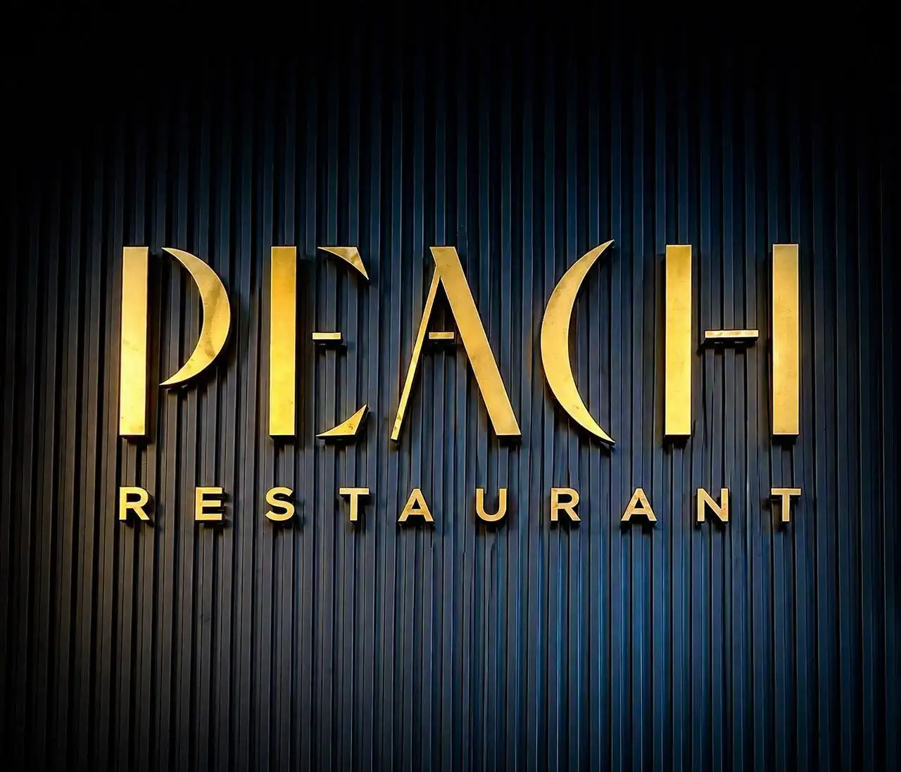 Официант в ресторан Peach - Работа в Москва