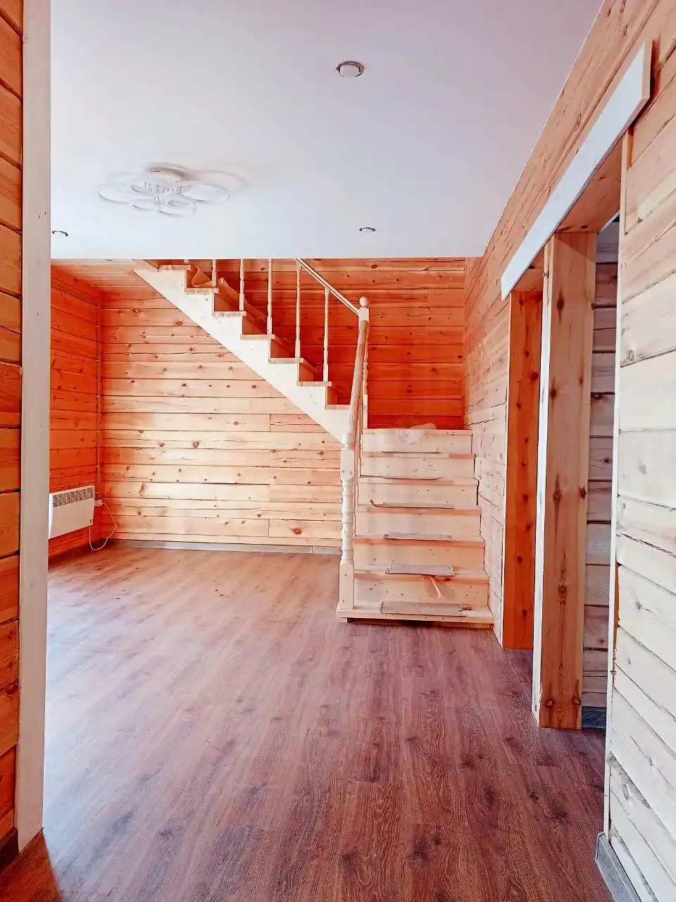 Продажа нового дома с баней в Мамонах