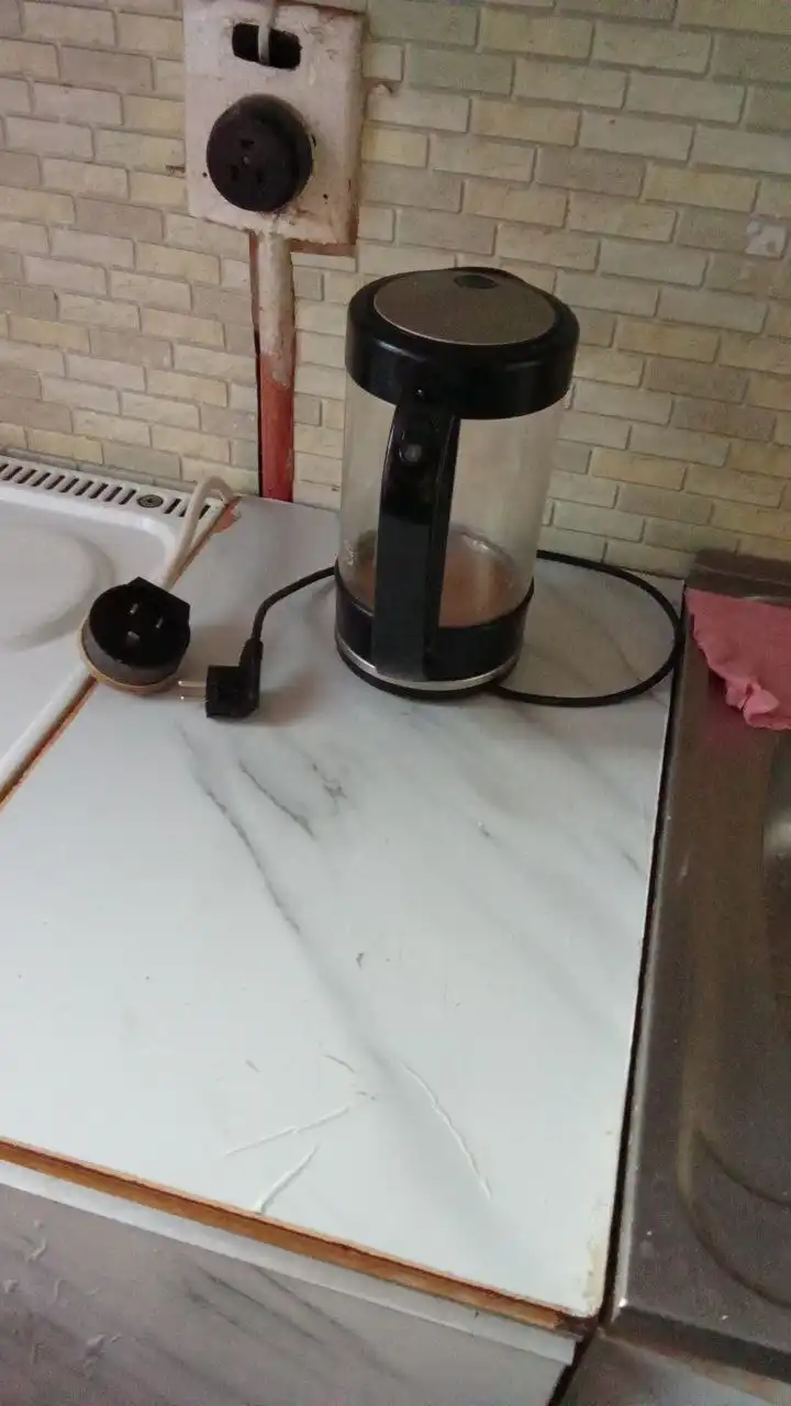 Продажа холодильника и чайника в Братске