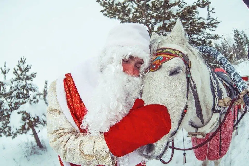Поиск актера на роль Деда Мороза для новогодних проектов