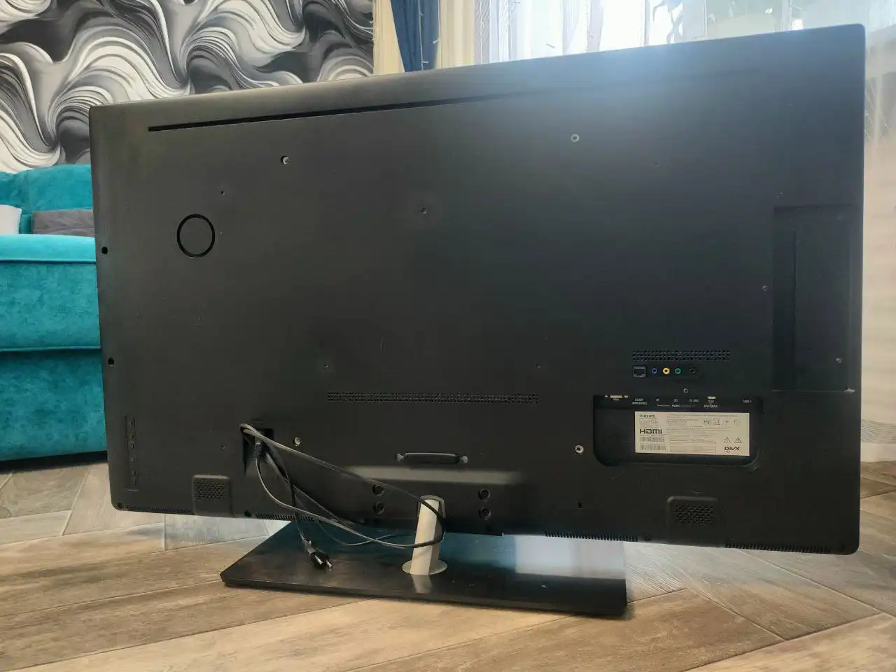 Телевизор Philips 47 дюймов с активным 3D и Smart TV - Телевизоры (Электроника) в Братск