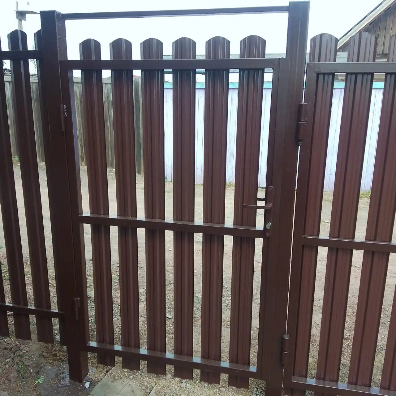 Изготовление и монтаж гаражных ворот и заборов - Строительство и ремонт (Услуги) в Братск