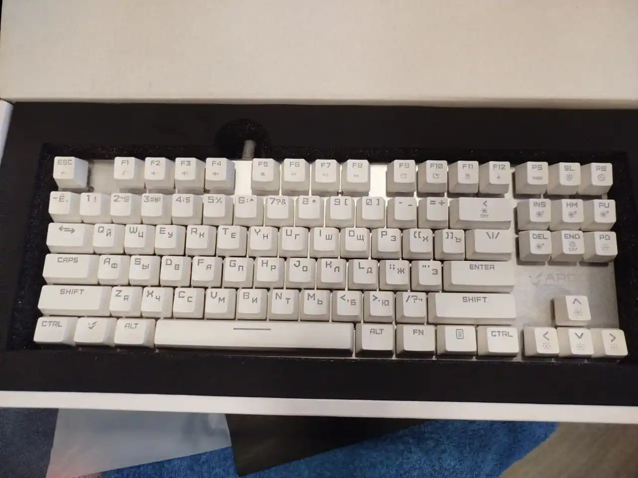 Продам клавиатуру и водяное охлаждение