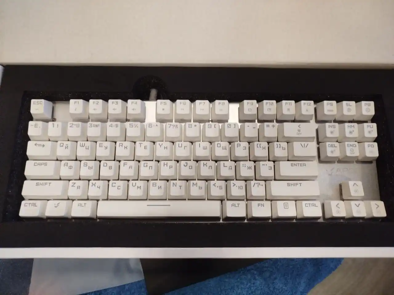 Продам клавиатуру и водяное охлаждение