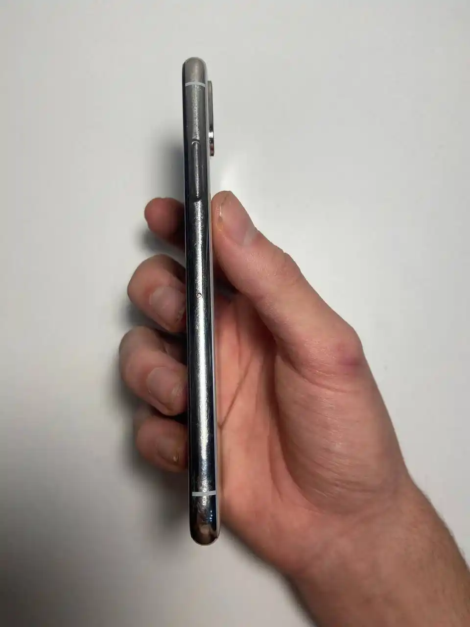 Продам iPhone X 64GB