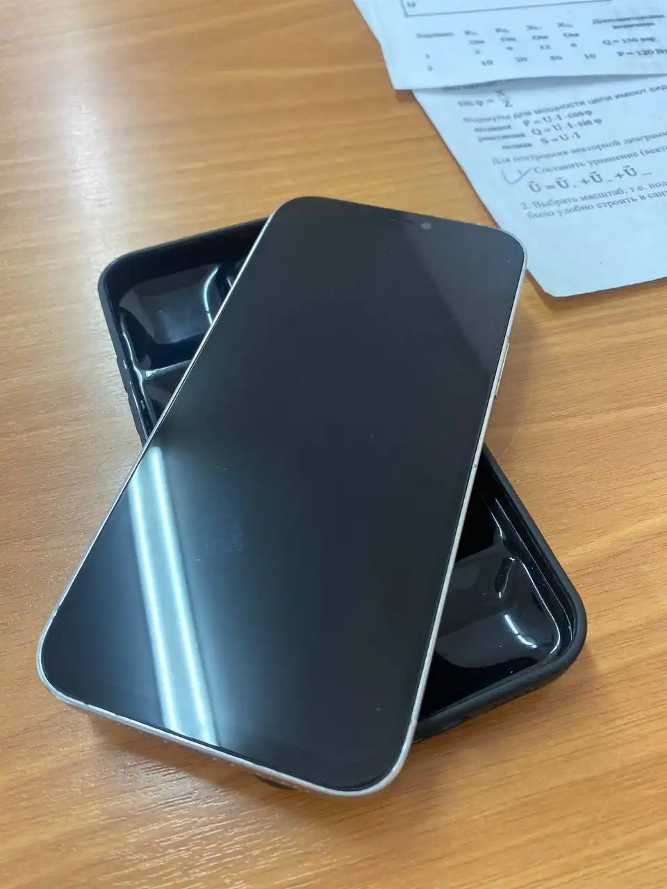 IPhone 12 PRO 128 гб в хорошем состоянии