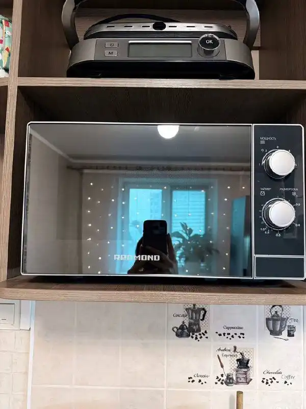 Микроволновая печь в отличном состоянии