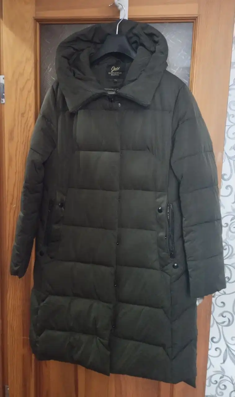 Продам зимний пуховик размер 48-50