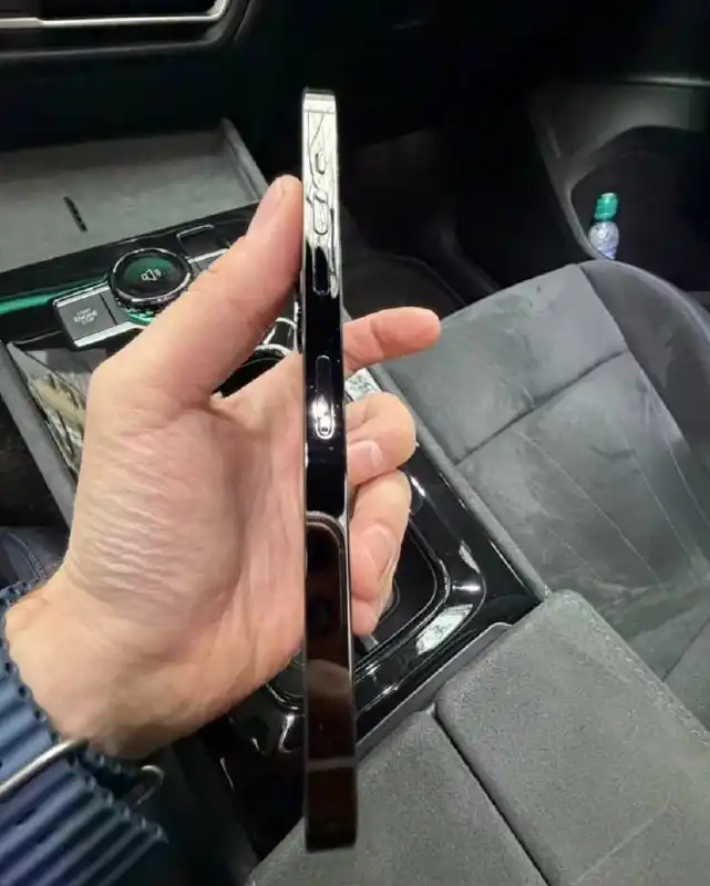 Продам iPhone 14 Pro Max 256 ГБ