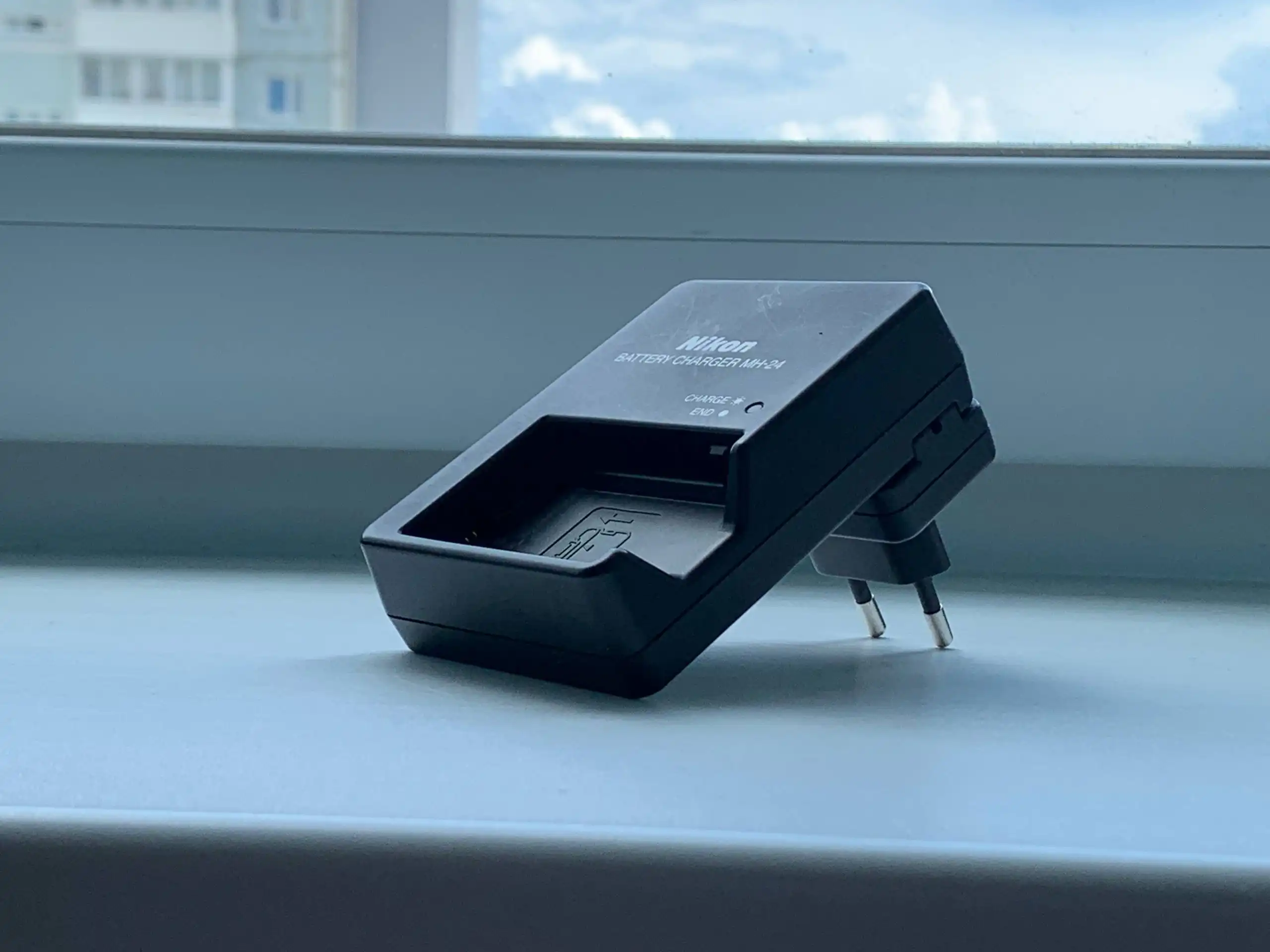 Продам фотоаппарат Nikon D3400 с объективами и аксессуарами