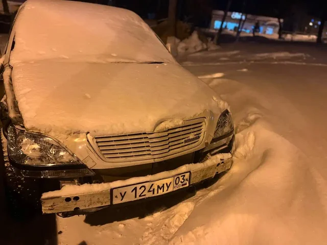 Продам автомобиль с небольшими повреждениями кузова - частное объявление в Братск