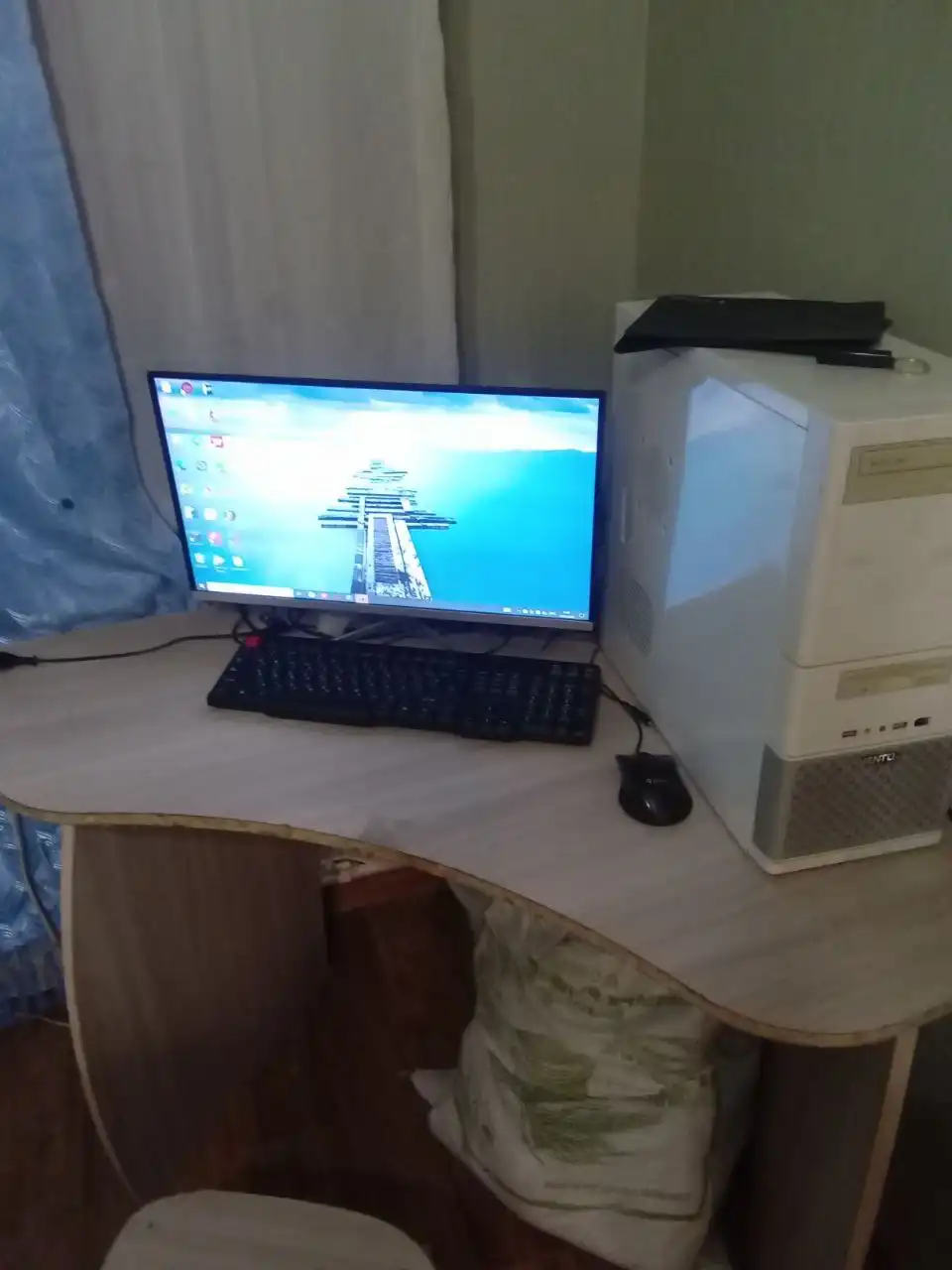 Продам ПК с монитором и комплектующими - Компьютеры и комплектующие (Электроника) в Братск