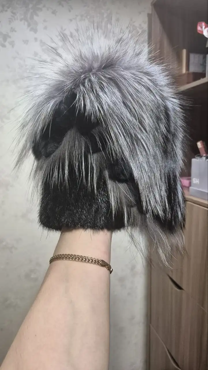 Продам шапку из чернобурки - Головные уборы (Одежда) в Братск