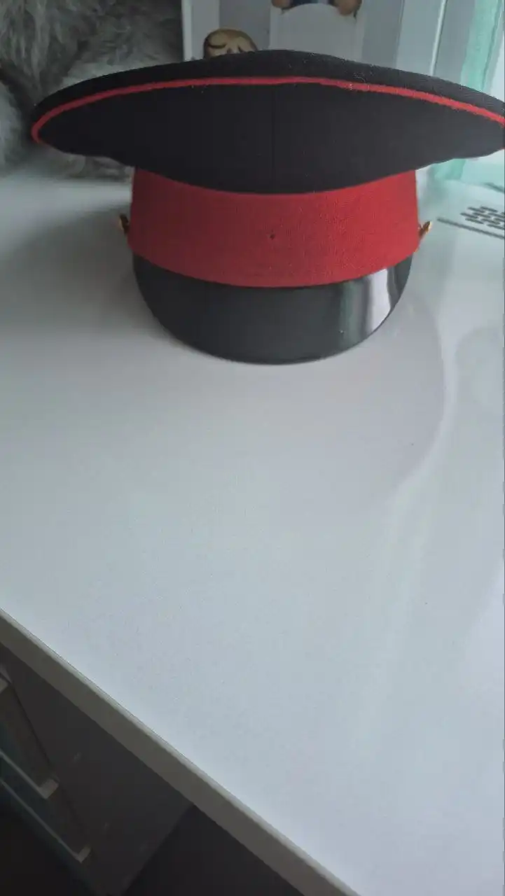 Продажа кадетской фуражки, борцовских трико и борцовок - Спортивные товары (Барахолка) в Братск