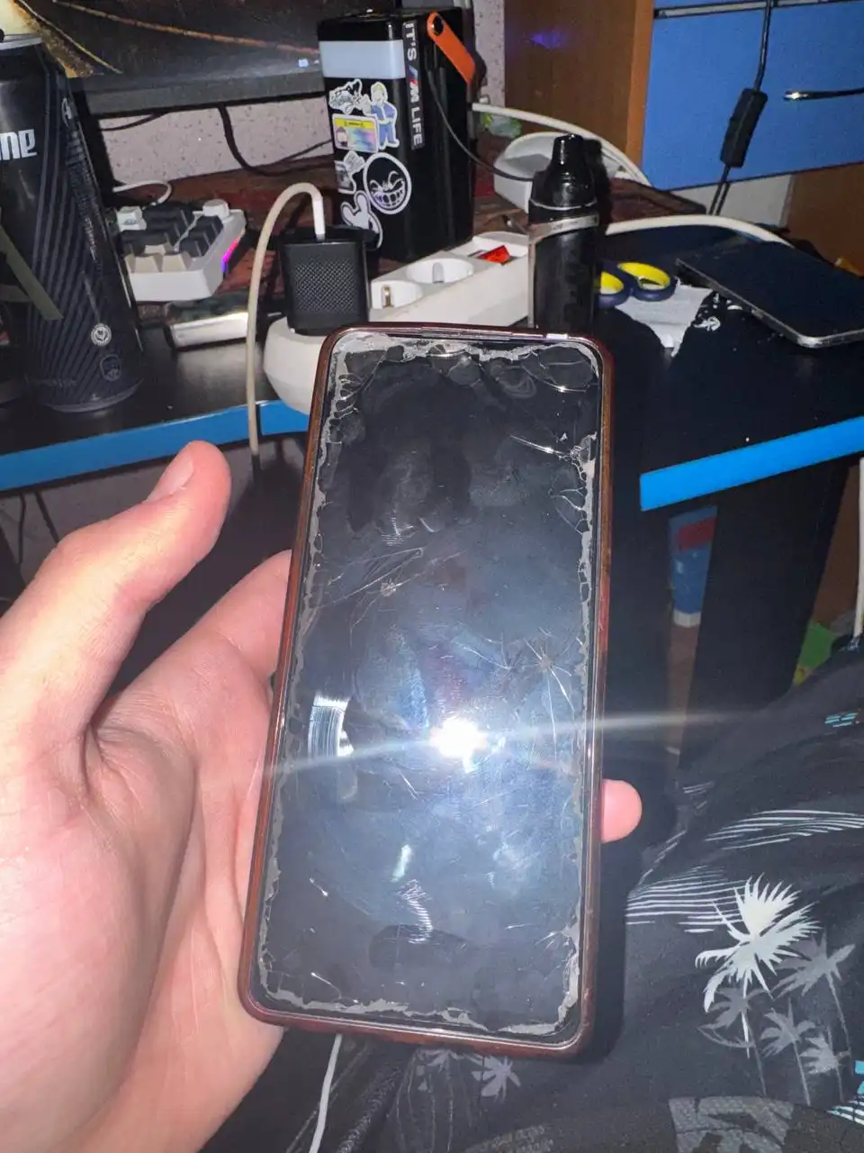 Обмен Techno Pova 6 Neo на iPhone - Телефоны (Электроника) в Братск