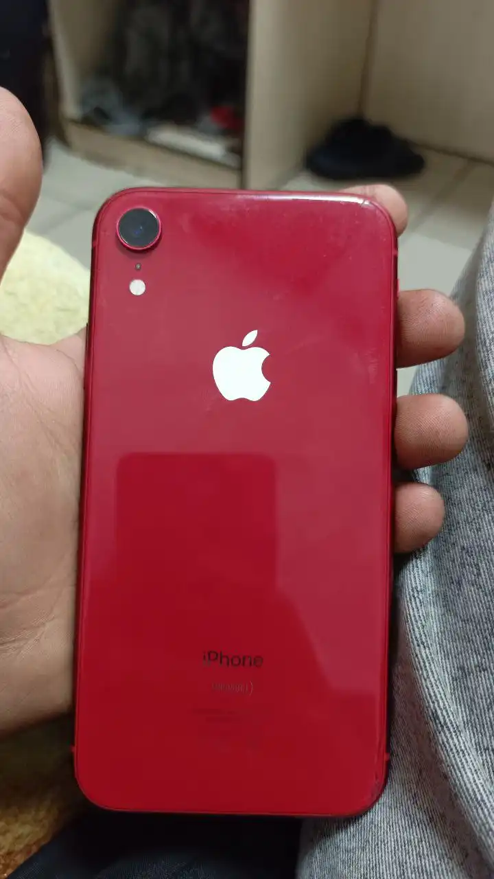 Продам iPhone XR - Смартфоны (Электроника) в Братск