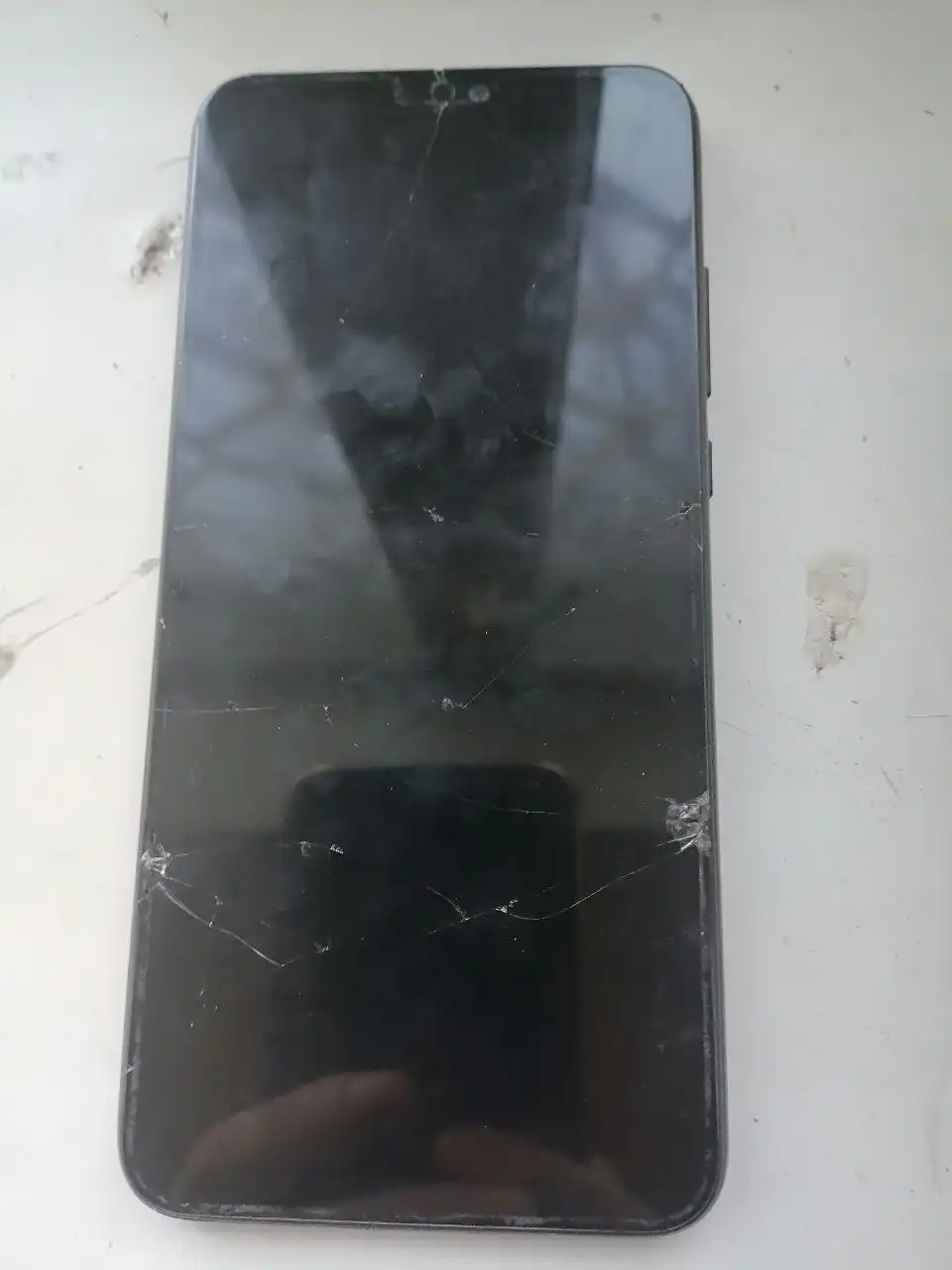 Продам Honor 8X с поврежденным дисплеем - Смартфоны (Электроника) в Братск